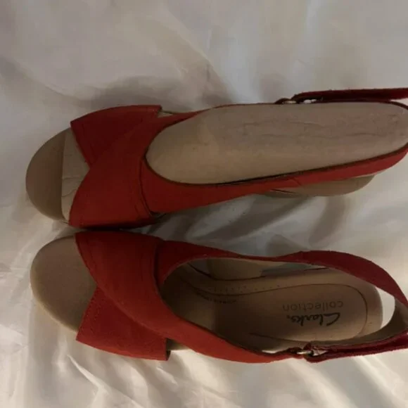 Clarks Collection Women's Shoe Sz 9 W(US Women's) Leather Wedge Red Giselle Cove - Picture 2 of 5
